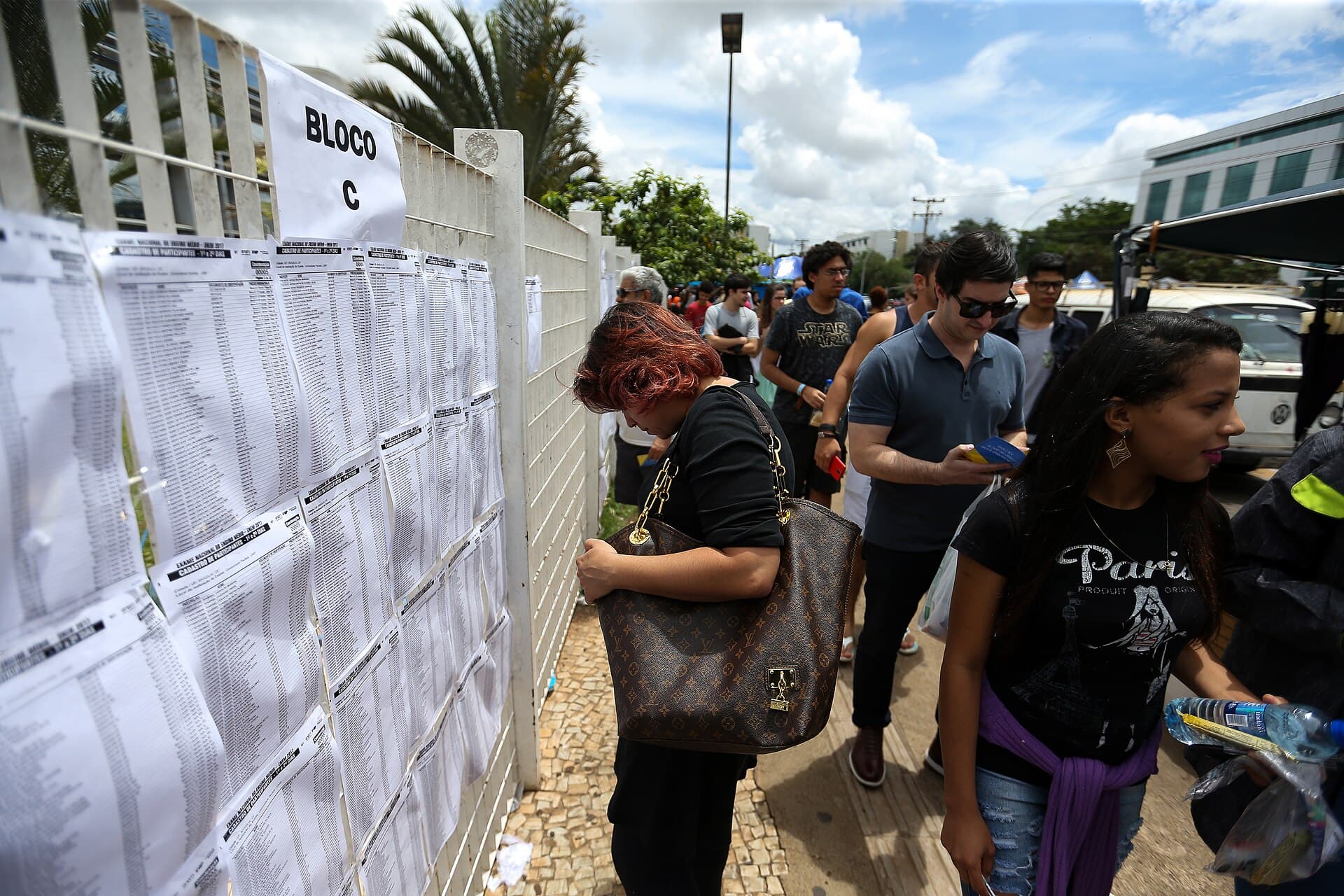 O Que Levar no Dia do ENEM 2026: Documentos, Caneta, Horários e o Que é Proibido